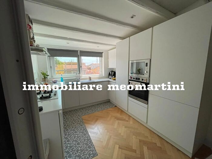 Casa con 7 locali in vendita in Via Monte Pellegrino Siracusa Sr, Siracusa