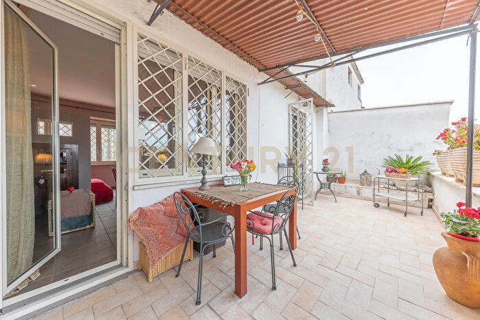 Appartamento in vendita in Via Tripolitania, Roma