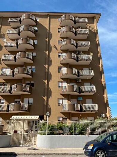 Appartamento con 5 locali in vendita in Via Luigi Galvani, Palermo