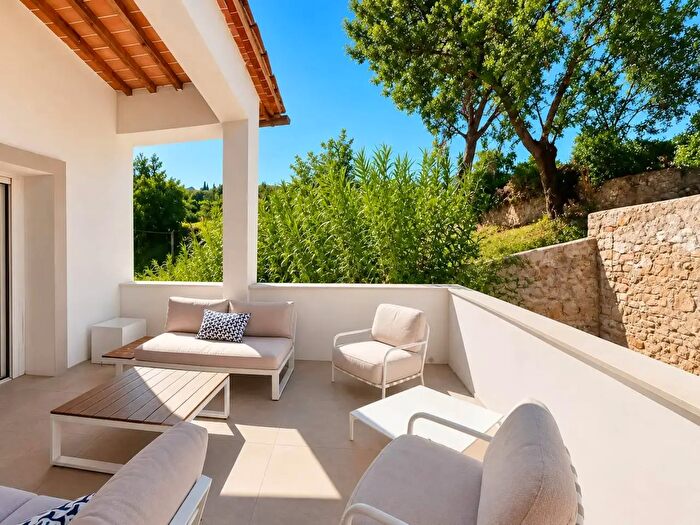 Casa con 7 locali in affitto in Firenze