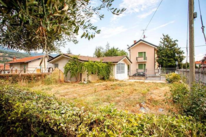 Appartamento con 5 locali in vendita in Dronero