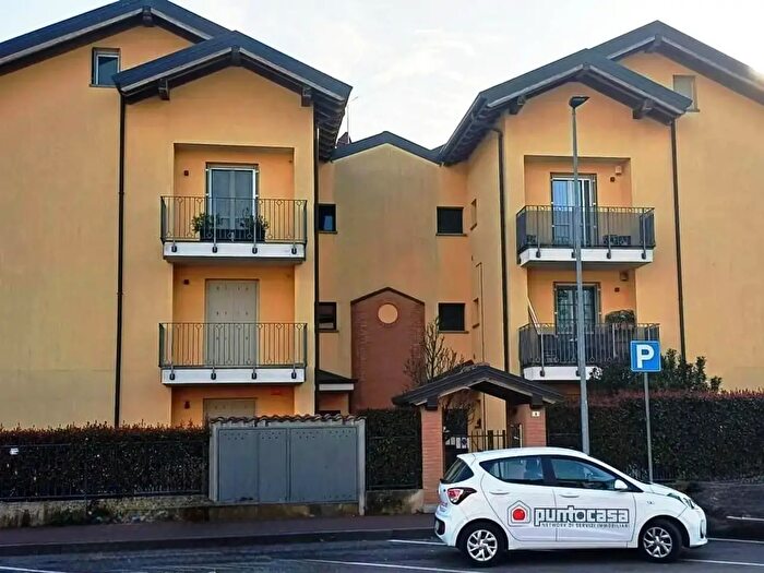 Appartamento trilocale in vendita in Don Villa, Cornate DAdda