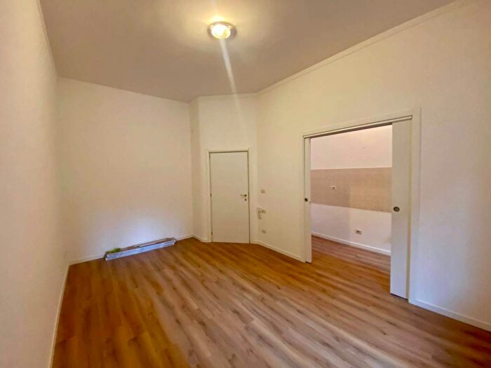 Appartamento bilocale in affitto in via Tavazzano, Certosa, Milano