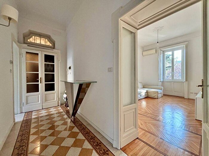 Appartamento bilocale in affitto in Piazzale Susa, Plebisciti Susa, Milano