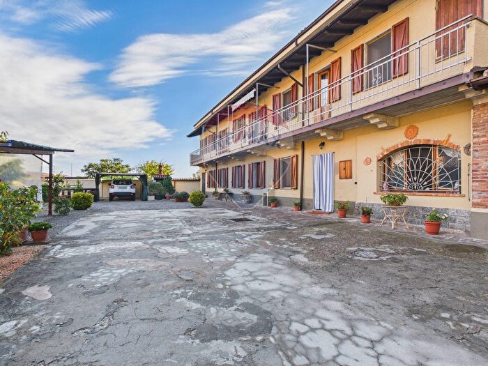 Casa con 11 locali in vendita in Frazione Bottarolo, Barbianello