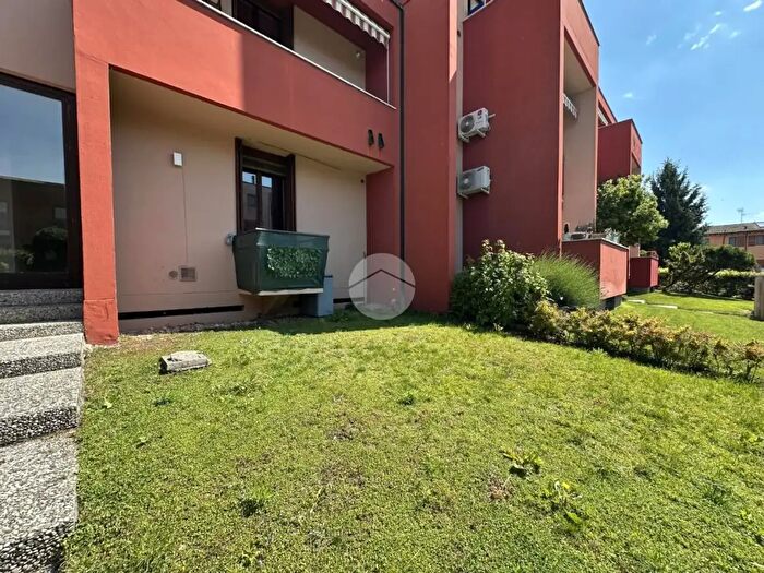 Appartamento trilocale in vendita in Via Polini, Calvisano