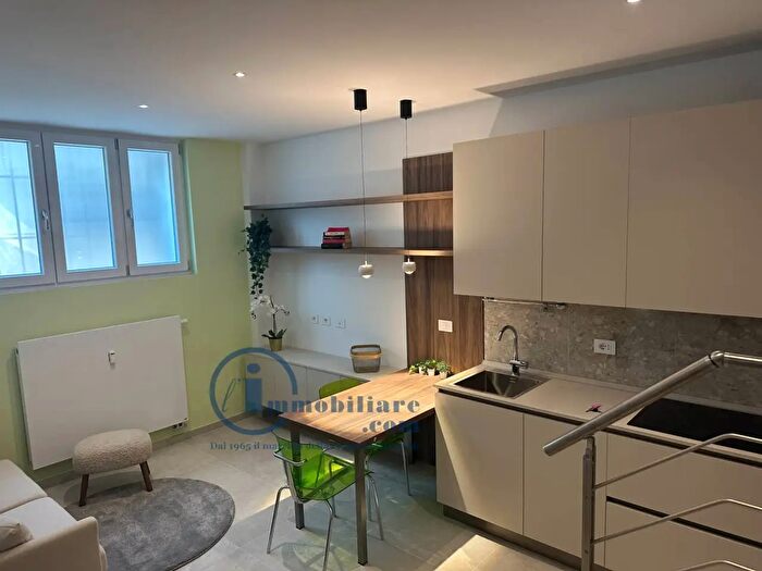 Appartamento bilocale in affitto in Via Clefi, Milano