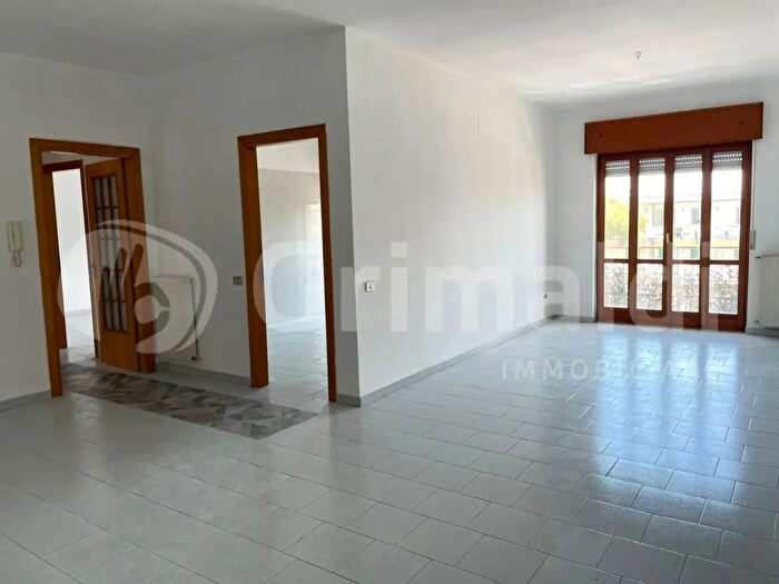 Appartamento trilocale in affitto in Corso Italia, Quarto