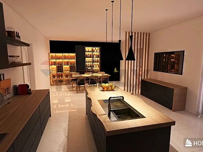 Appartamento quadrilocale in vendita in Via Battista Grassi, Catania