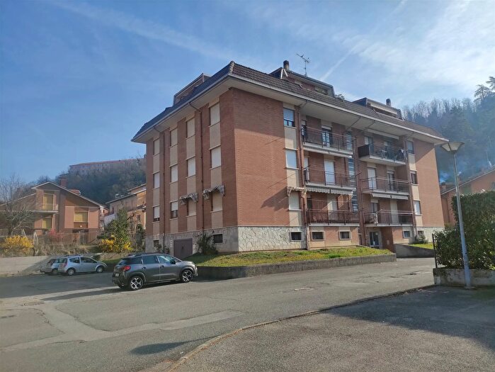 Appartamento con 6 locali in vendita in Novi Via Verdi Arquata Scrivia Tortona Lcitalia, Stazzano