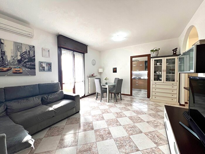 Appartamento quadrilocale in vendita in Reggio Emilia