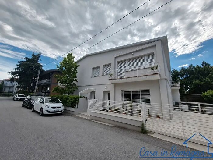 Appartamento quadrilocale in vendita in Via del Sole, Rimini