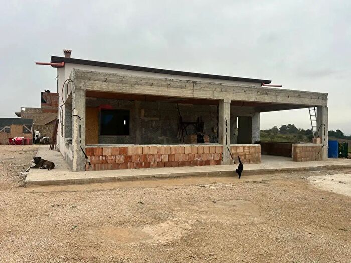 Casa con 7 locali in vendita in Via dello Stadio, Pachino