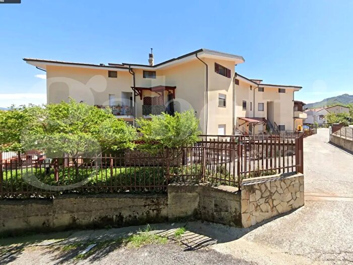 Appartamento con 7 locali in vendita in Via Gen Carlo Alberto della C, Marano Principato