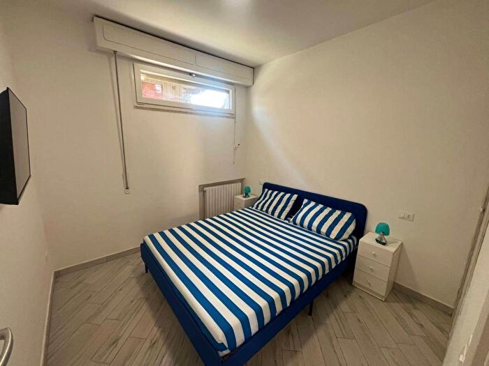 Appartamento trilocale in affitto in Viale Del Tirreno, Tirrenia, Pisa