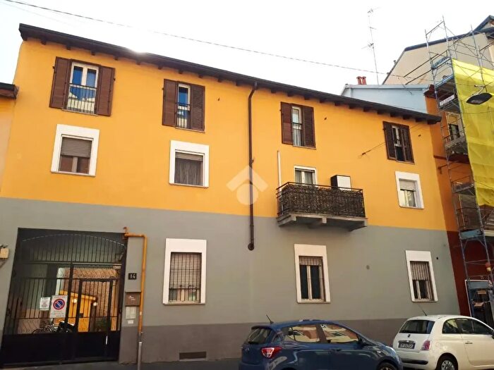 Appartamento bilocale in affitto in Via Monte Cengio, Milano