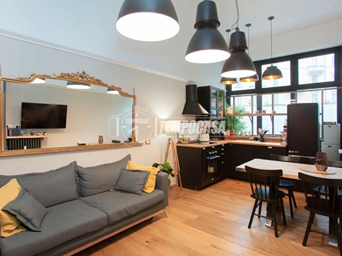 Appartamento bilocale in affitto in Via Paolo Giovio, Milano