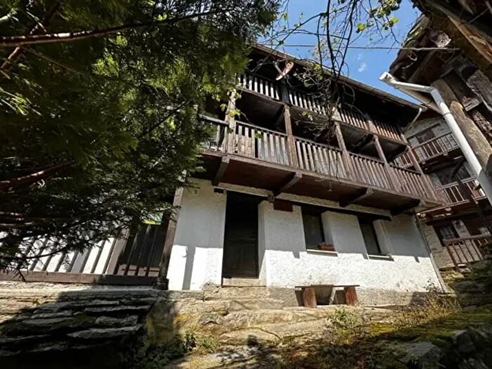 Casa con 6 locali in vendita in Frazione Balmelle di Ferrate, Alto Sermenza