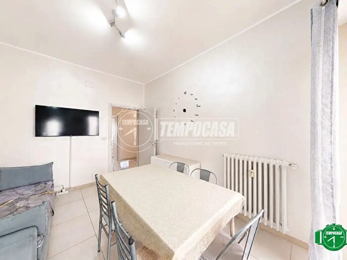 Appartamento trilocale in vendita in Via Leini, Settimo Torinese