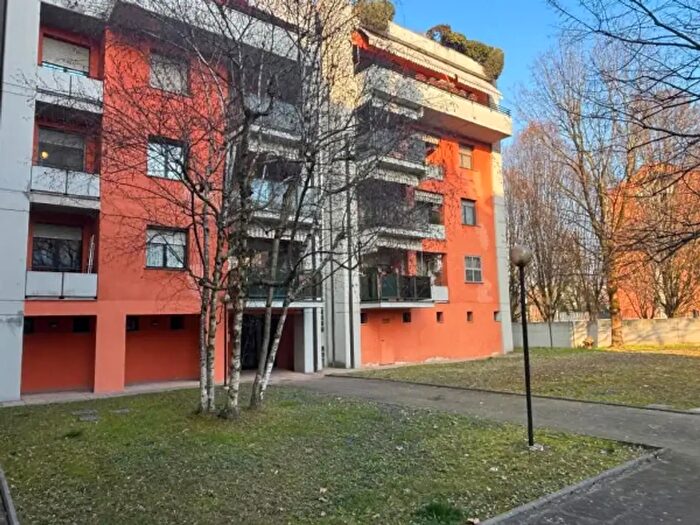 Appartamento trilocale in vendita in Stradello Renato Vernizzi, Parma