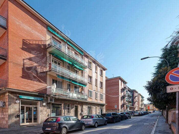 Appartamento quadrilocale in vendita in Via Garibaldi, Casalecchio Di Reno