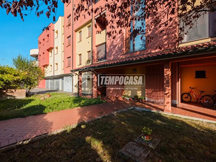 Appartamento trilocale in vendita in Via Don Primo Angelini, Molinella