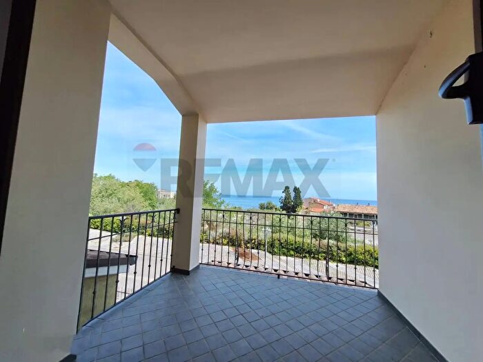 Appartamento con 6 locali in vendita in Via Adriatica Nord, San Vito Chietino