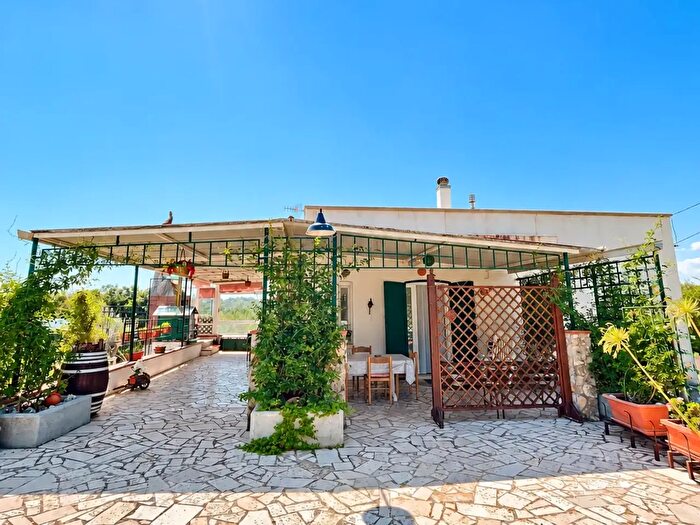 Casa trilocale in vendita in Contrada Gorgofreddo, Monopoli