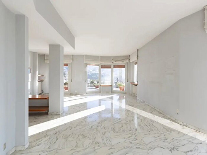 Appartamento con 5 locali in vendita in Via Enrico Toti, Ancona