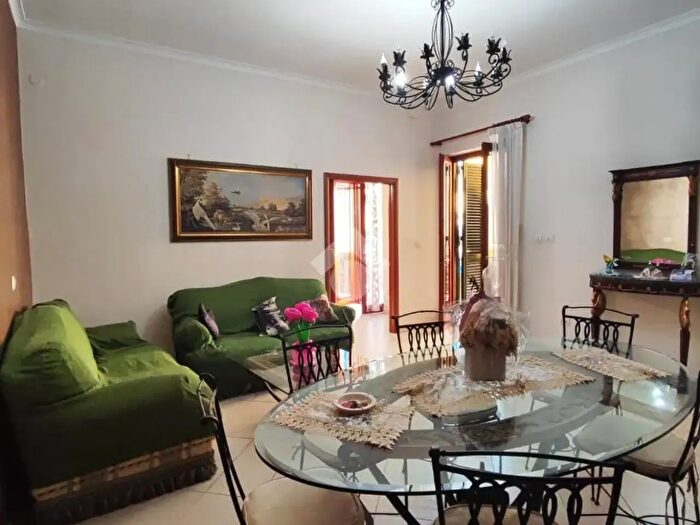 Appartamento con 5 locali in vendita in Via Roma, Afragola