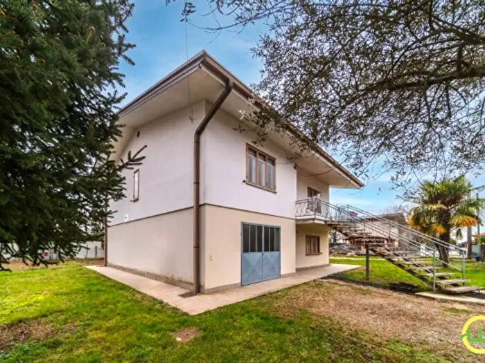 Casa con 5 locali in vendita in Via Sandro Pertini, Capriva Del Friuli