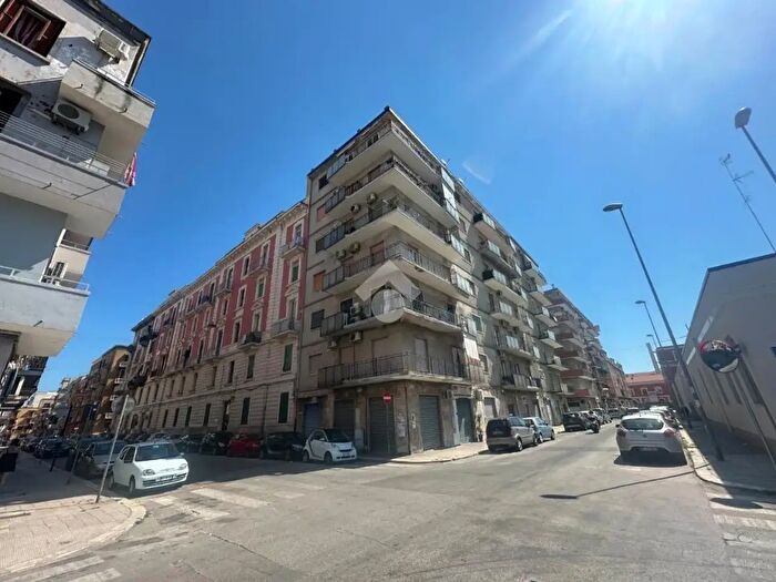 Appartamento quadrilocale in vendita in Via Don Bosco, Bari