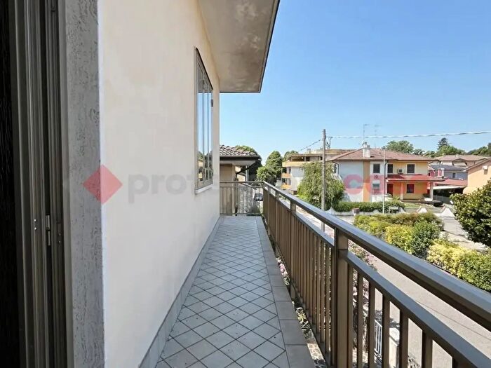 Appartamento con 5 locali in vendita in Sorga'