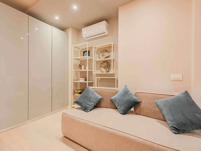 Appartamento monolocale in affitto in Viale Piceno, Milano