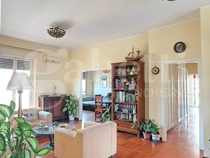 Appartamento con 5 locali in vendita in Via Pirandello, Palermo