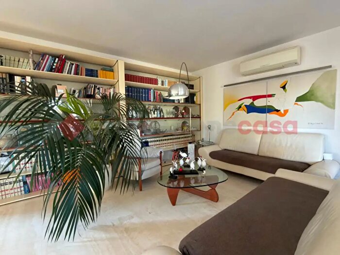 Appartamento con 8 locali in vendita in Località Quarata, Arezzo