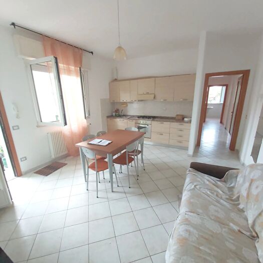 Appartamento trilocale in vendita in Viale Leonardo da Vinci, Rimini