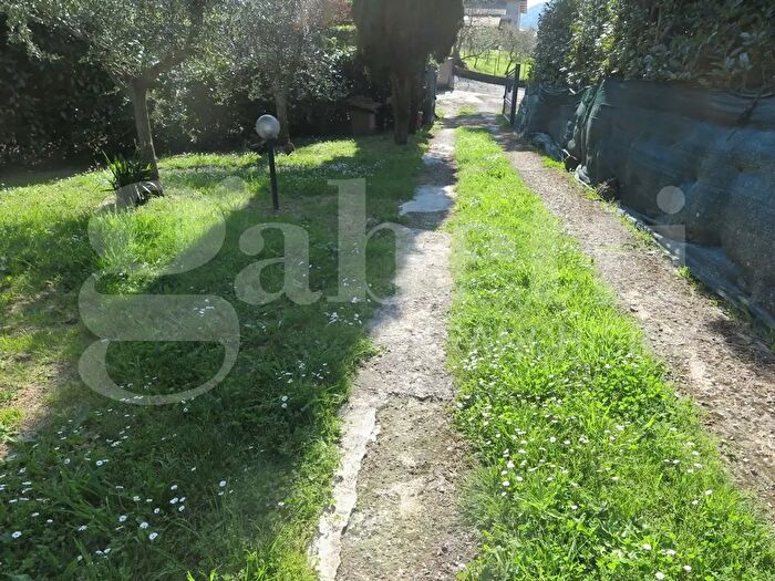 Casa con 5 locali in vendita in Via Paterno, Sarzana