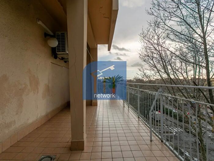 Appartamento trilocale in vendita in Via Vincenzo Vannutelli, Roma