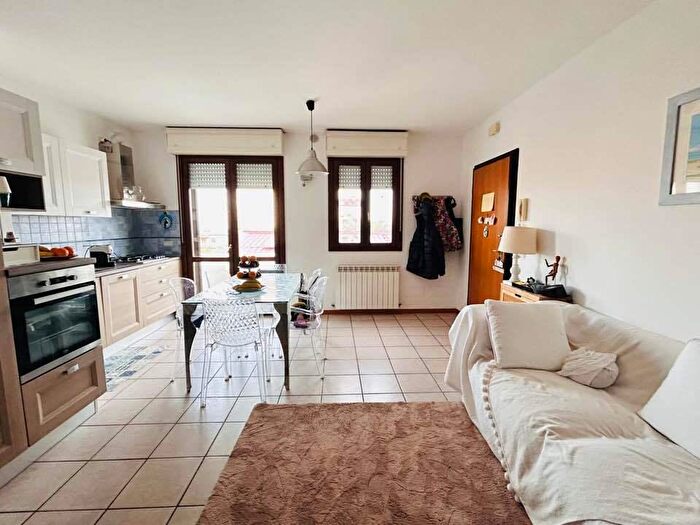 Appartamento quadrilocale in vendita in Viale Sorrento, Senigallia