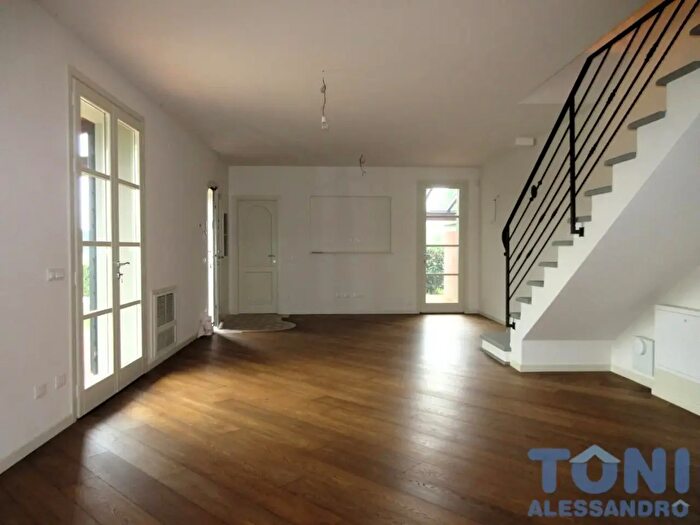 Casa con 5 locali in affitto in Empoli