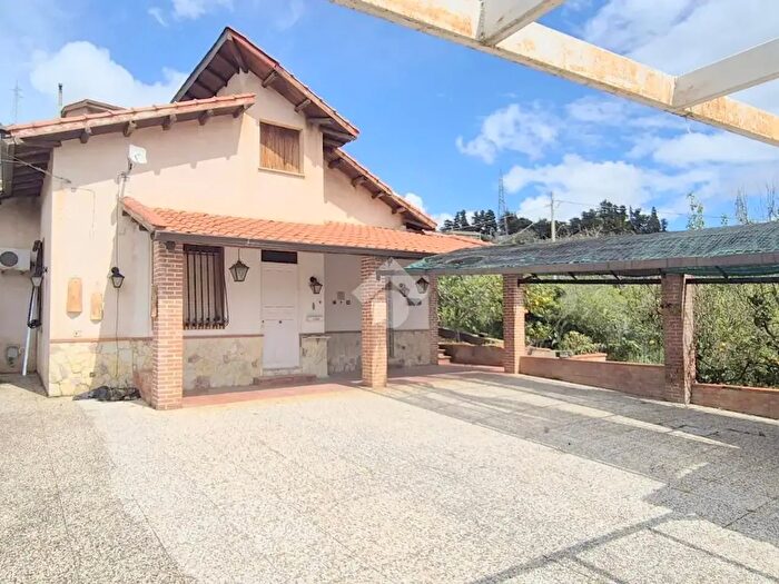 Casa trilocale in vendita in Via Maria Montessori, Monreale