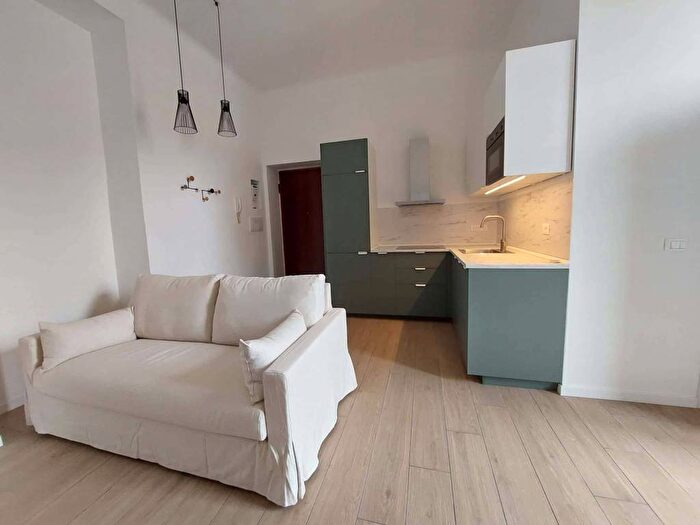 Appartamento bilocale in affitto in Via Cardinale Mezzofanti, Argonne Corsica, Milano