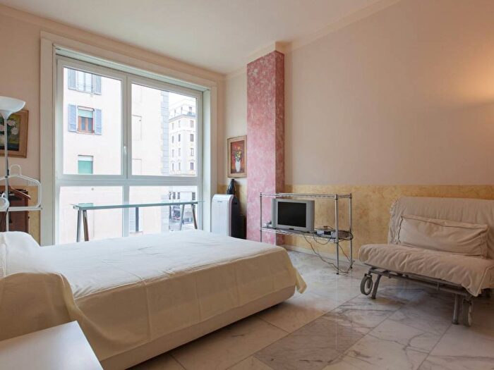 Appartamento monolocale in affitto in Viale Bligny, Bocconi, Milano