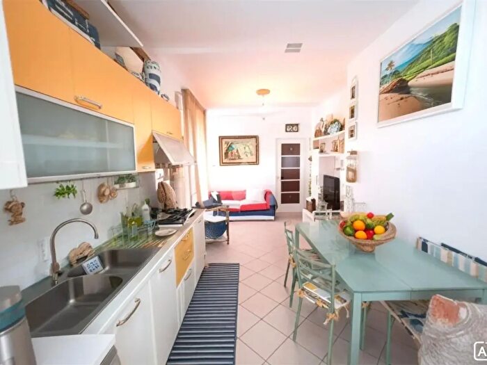 Appartamento bilocale in vendita in Viale Gaetano Genghini, Rimini