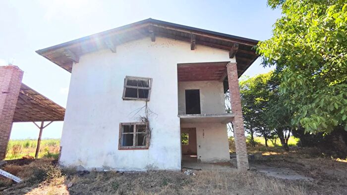 Casa trilocale in vendita in Via Caorsana Polignano, San Pietro In Cerro