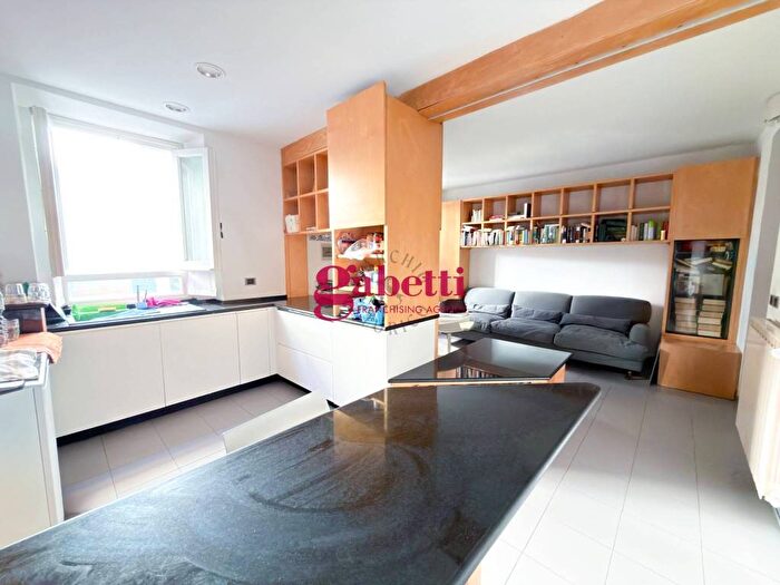 Appartamento bilocale in vendita in Via Gino Capponi, San Marco SS Annunziata, Firenze