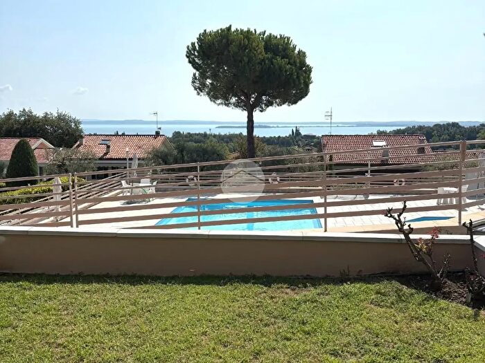 Appartamento trilocale in vendita in Via Castellana, Soiano Del Lago