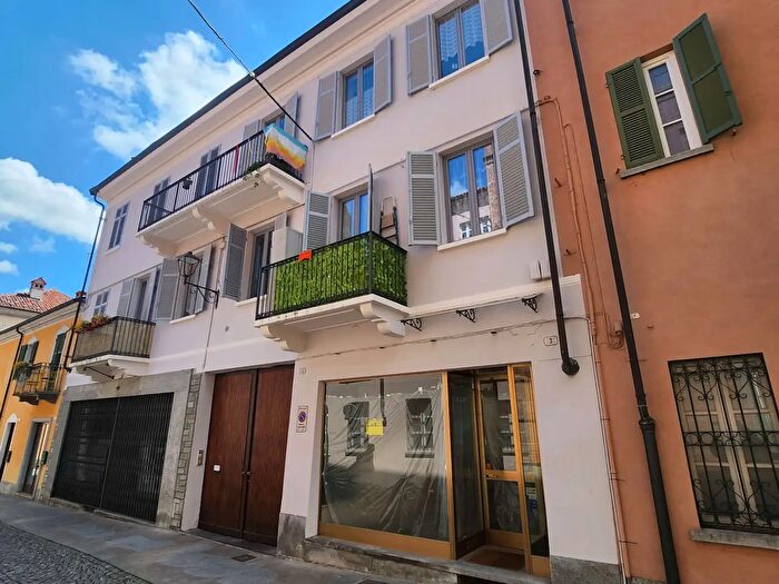 Appartamento con 10 locali in vendita in Fossano