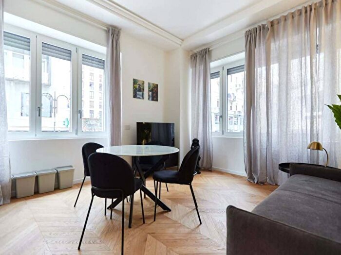 Appartamento bilocale in affitto in Via dellUnione, Carrobbio, Milano